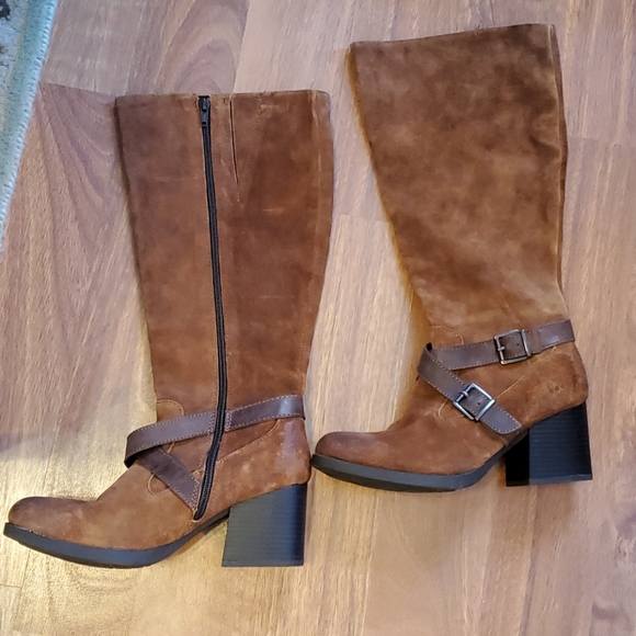 Dakota BOC by Born distressed brown suede riding boots size 8 - Picture 5 of 13